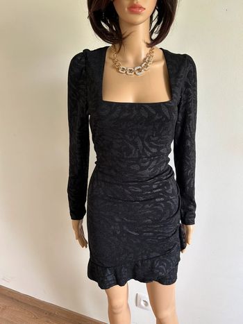 Robe noire neuve à manches longues Morgan taille 42 (valeur 65€)