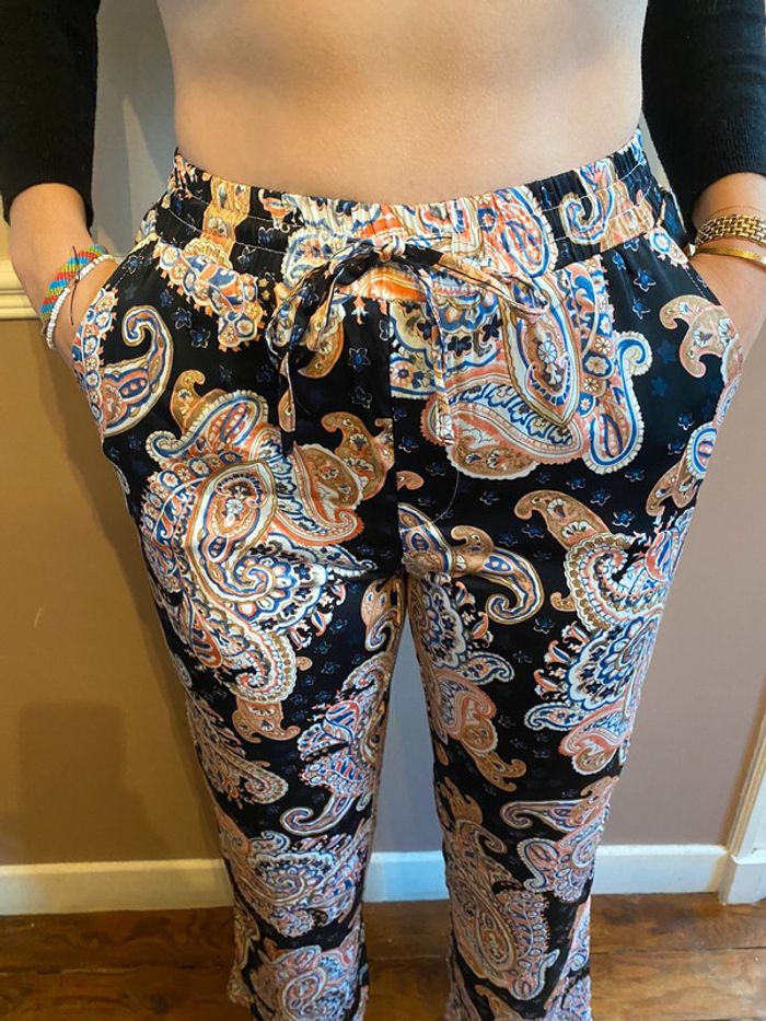 Très joli pantalon imprimé pour extérieur ou intérieur - photo numéro 5