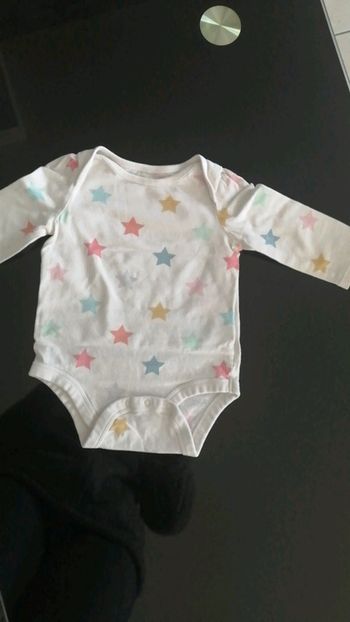Bodies bébé fille 6 12 mois