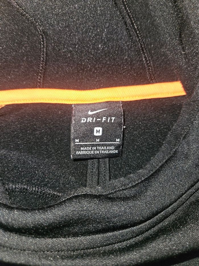 Sweat Nike - photo numéro 3