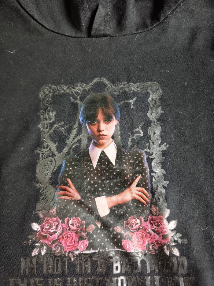 Sweat à capuche mercredi Addams - photo numéro 2