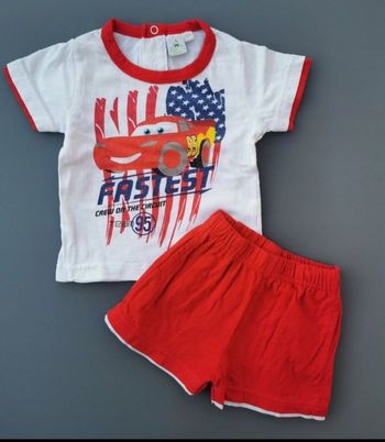 Pyjama sort 2 pièces ou ensemble tee-shirt et chaussettes