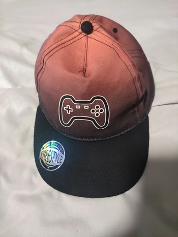 Casquette gaming manette