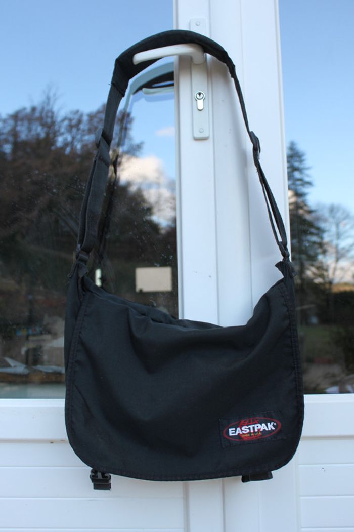 sacoche Eastpak 40.5cm - photo numéro 2