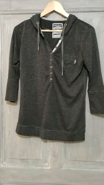 Tee-shirt (taille 38/40)