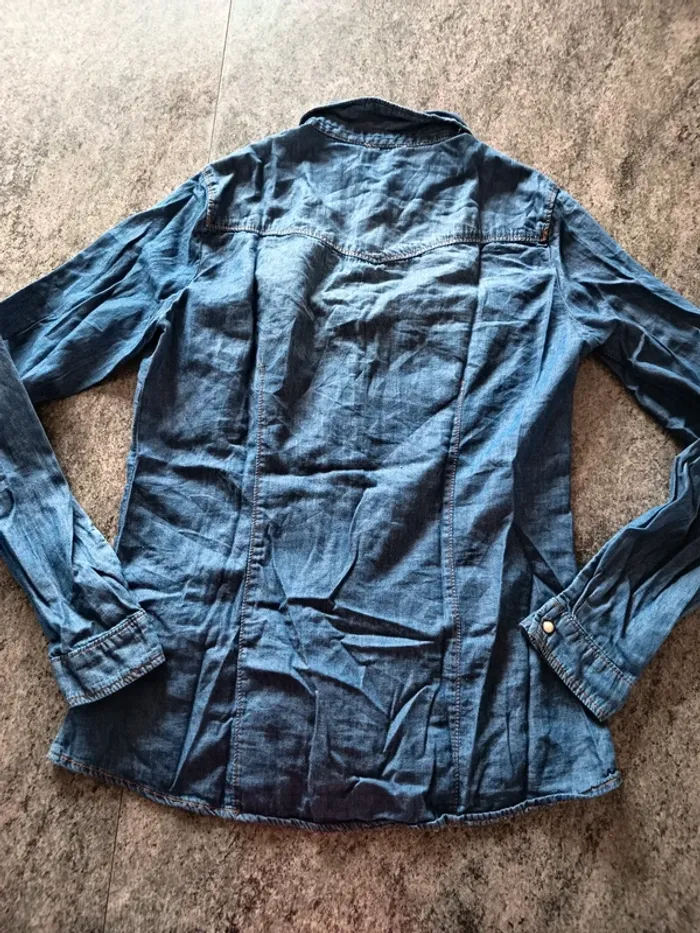 Chemise taille 38 Bershka - photo numéro 3