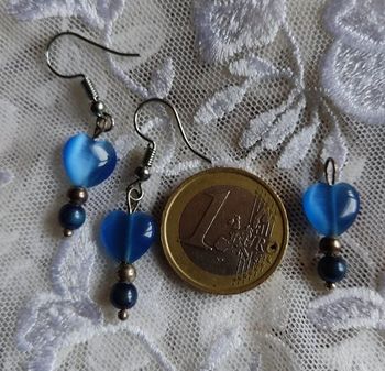 Boucles d'oreilles et pendentif cœur bleu à reflet verre vintage