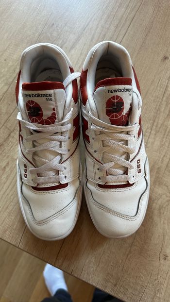 Chaussure New Balance 550 couleur terracotta rouge