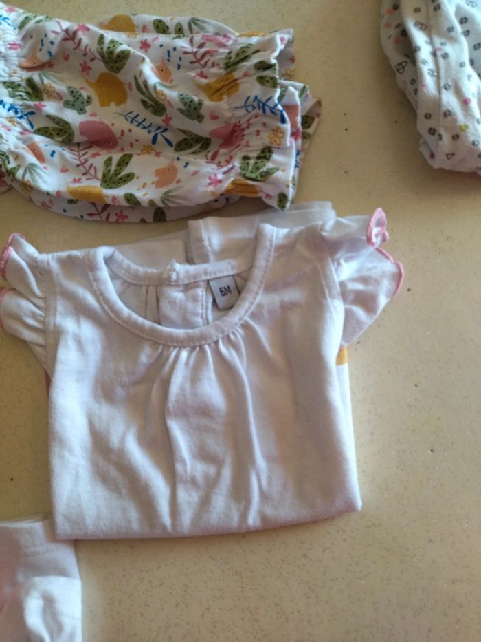 Lot pour bébé fille de 6 mois. Très bon état - photo numéro 11