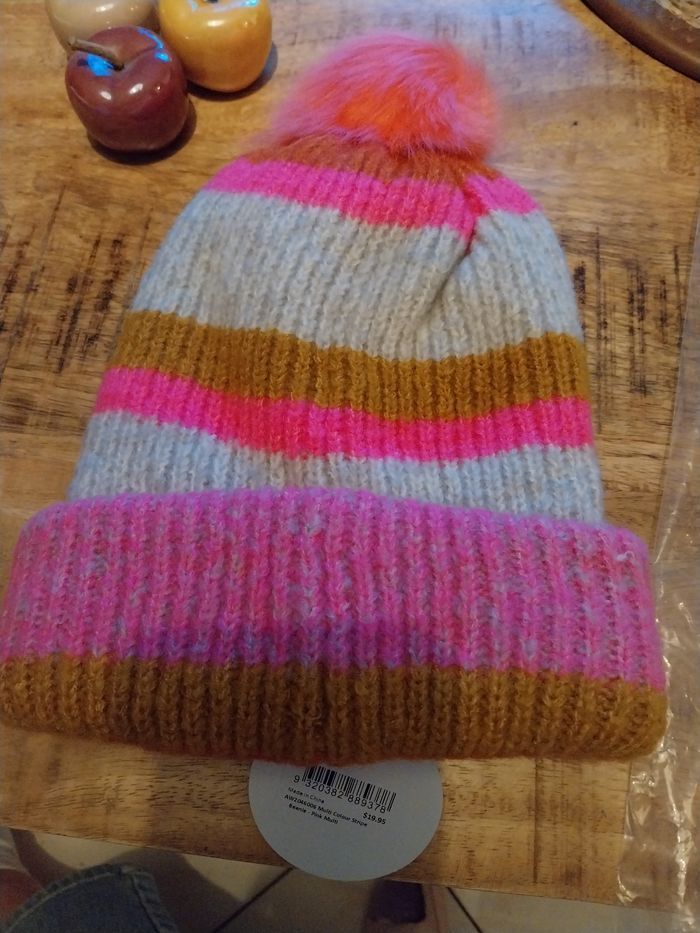 Bonnet - photo numéro 2