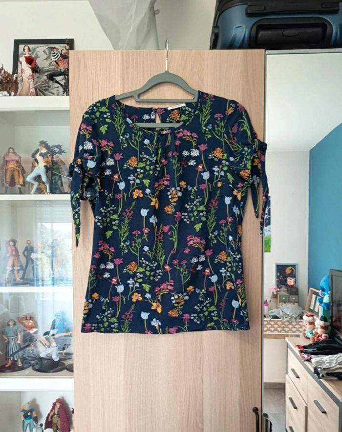 Blouse bleu marine fleuri Damart - Taille S 36