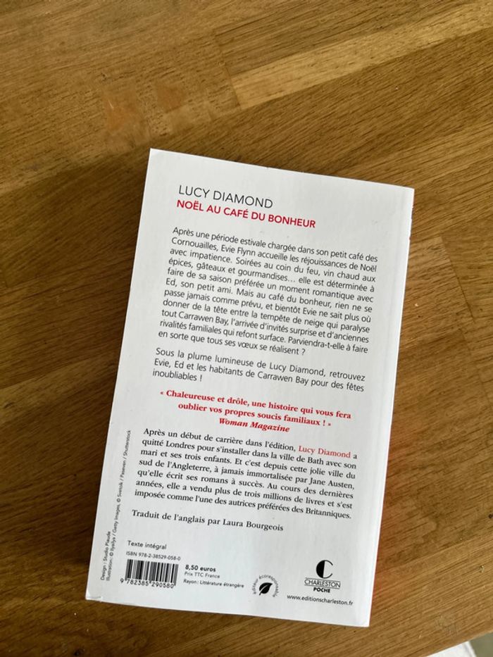 Livre Noël au café du bonheur - Lucy Diamond - photo numéro 3