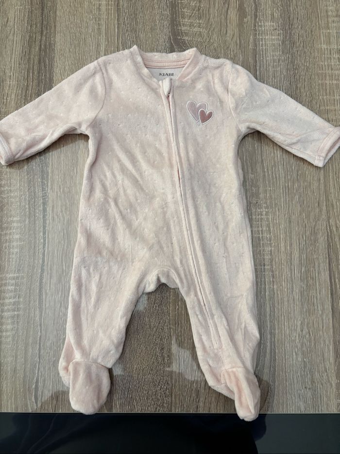 Lot Pyjamas 1 mois - photo numéro 5