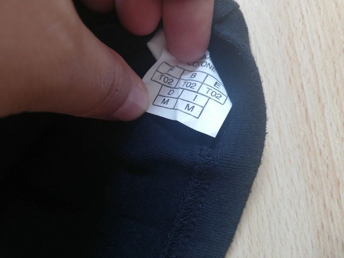 Sweat à capuche femme - photo numéro 2