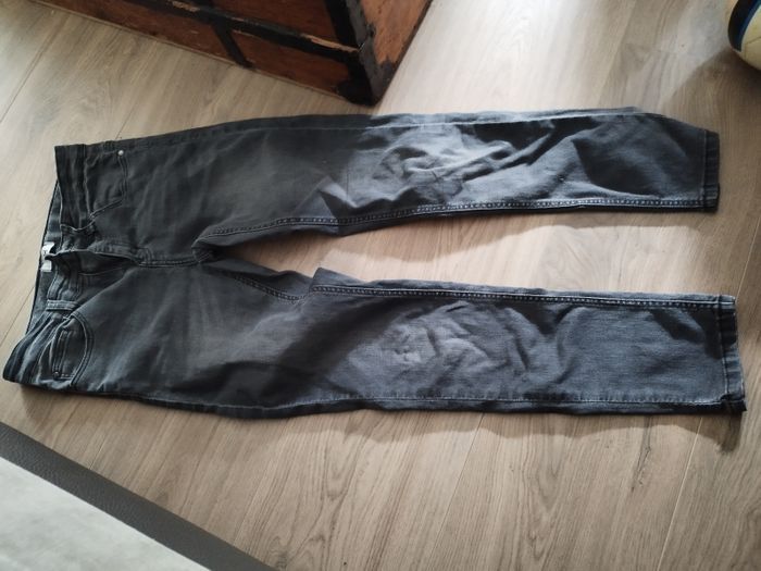 Jeans đź‘– fille lh 10 ans