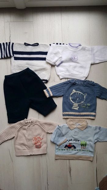 Lot de 6 articles garçon hiver 3mois.