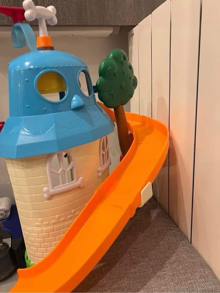 Maison de bingo et Rolly jouet Disney neuve 40e  Sans emballage Valeur 69e