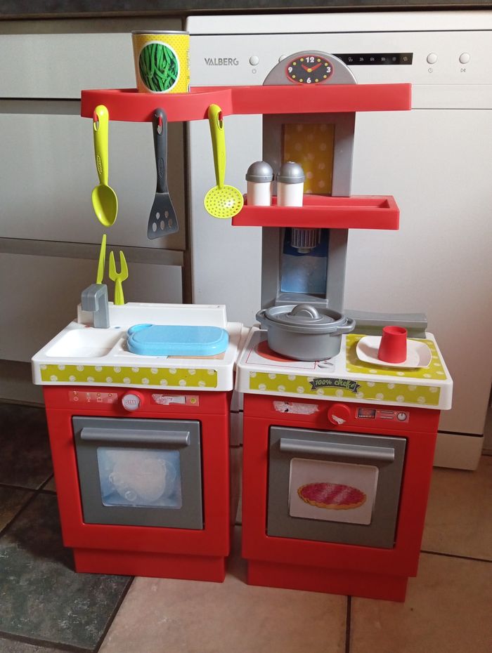 Cuisinière enfant