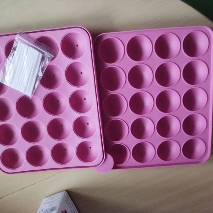 Moule silicone à cake pops Neuf - photo numéro 7