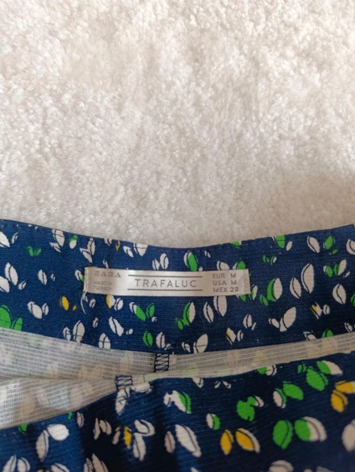 Short Zara M bleu marine motif blanc jaune vert taille haute - photo numéro 6