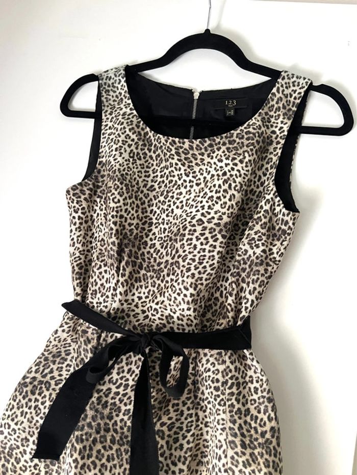Robe sans manches léopard Taille 36 - photo numéro 2