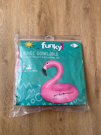 Bouée gonflable flamant rose 