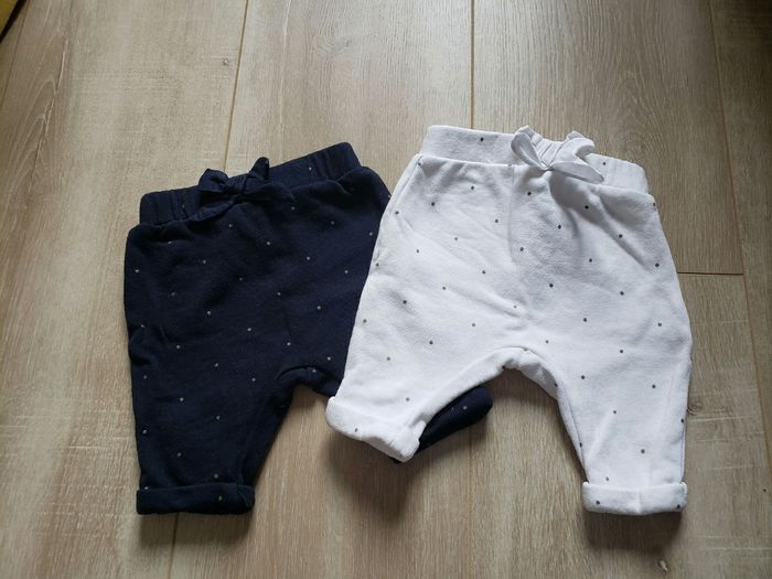 Lot de pantalons taille 1mois