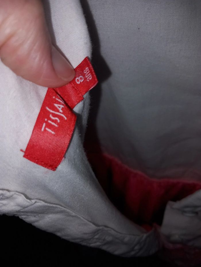 Très Jolie robe rose fluo et blanche 8ans - photo numéro 3