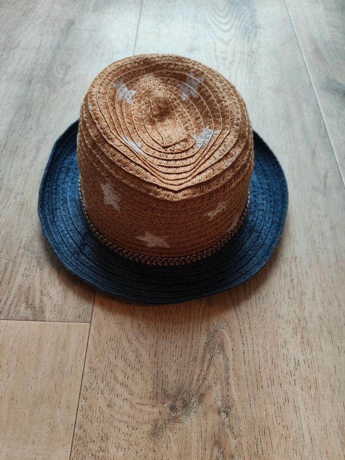 Chapeau Primark 12/24 mois