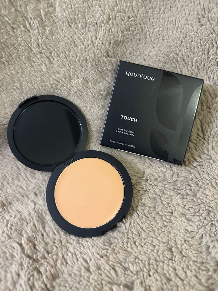 Fond de teint crème 3N Younique