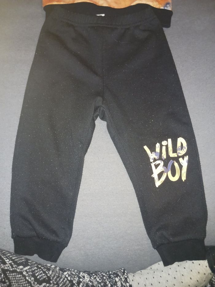 Vends ensemble 12-18 mois - photo numéro 3
