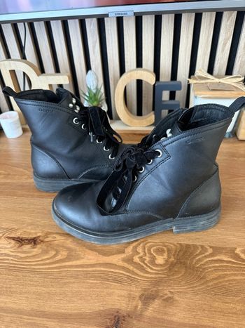 Bottines noires Geox Pointure 35