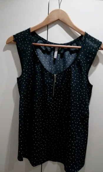 Top bleu marine à pois blanc T.XS