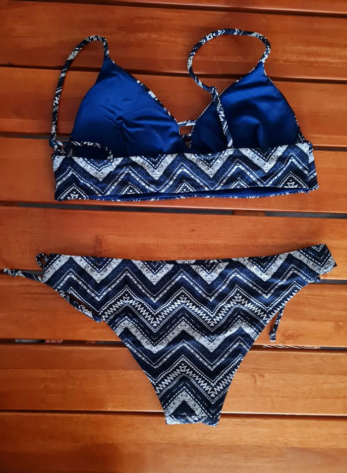 maillot de bain T.42/XL - photo numéro 2