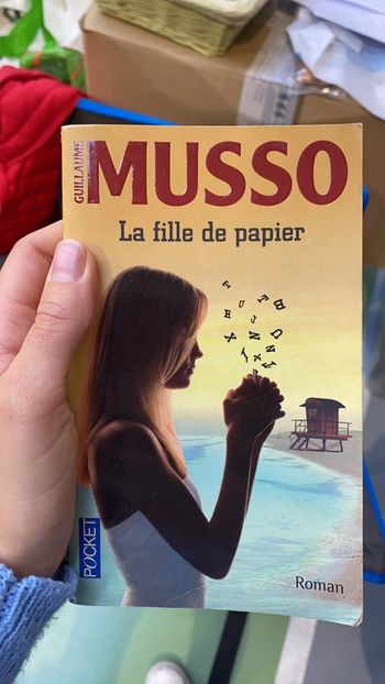 La fille de papier