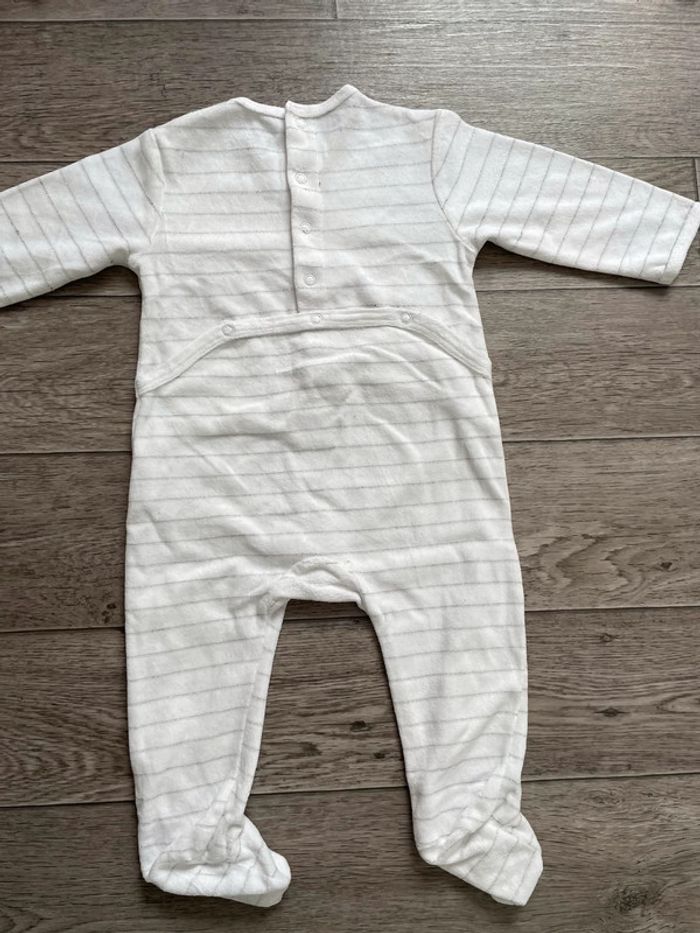 Pyjama velours Kiabi 12 mois blanc motif lapin rose doux er chaud - photo numéro 5