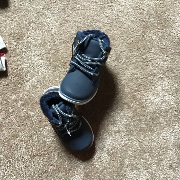 Jolies bottines garçon fourée neuves avec étiquette pointure - photo numéro 2