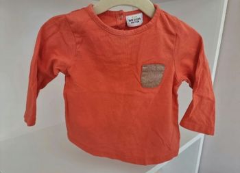 T-shirt tape à l'œil