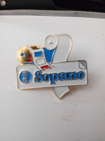 Faby27800 Pin's Sopano