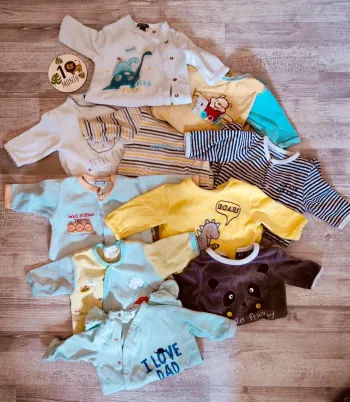 Lot de 10 pyjamas bébé - Taille 1 mois