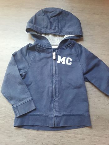 Gilet à capuche taille 24 - 36 mois