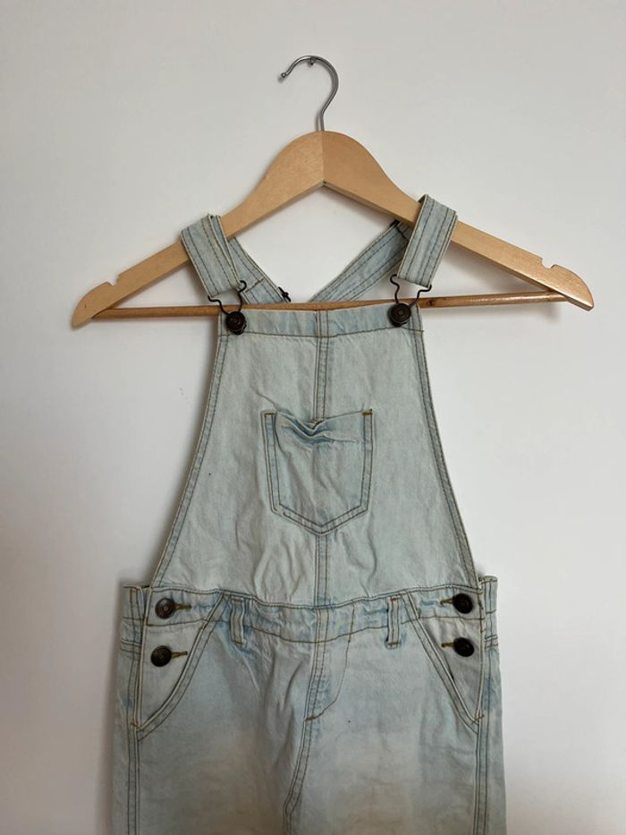 salopette en jean bleu