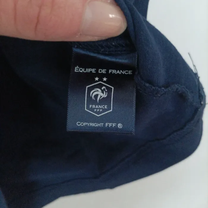 Maillot Équipe de France taille 34 - photo numéro 3