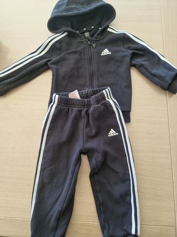 Survêtement adidas 