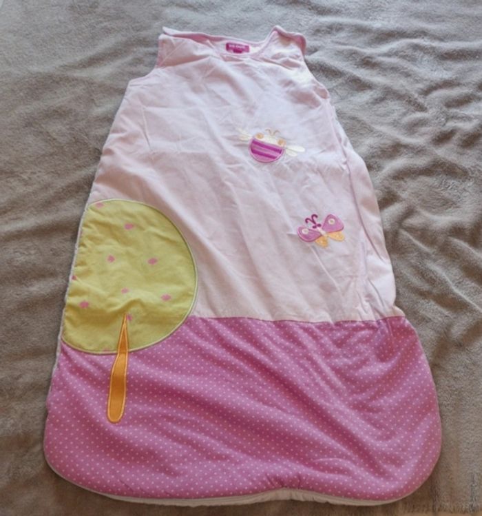 Gigoteuse bébé fille