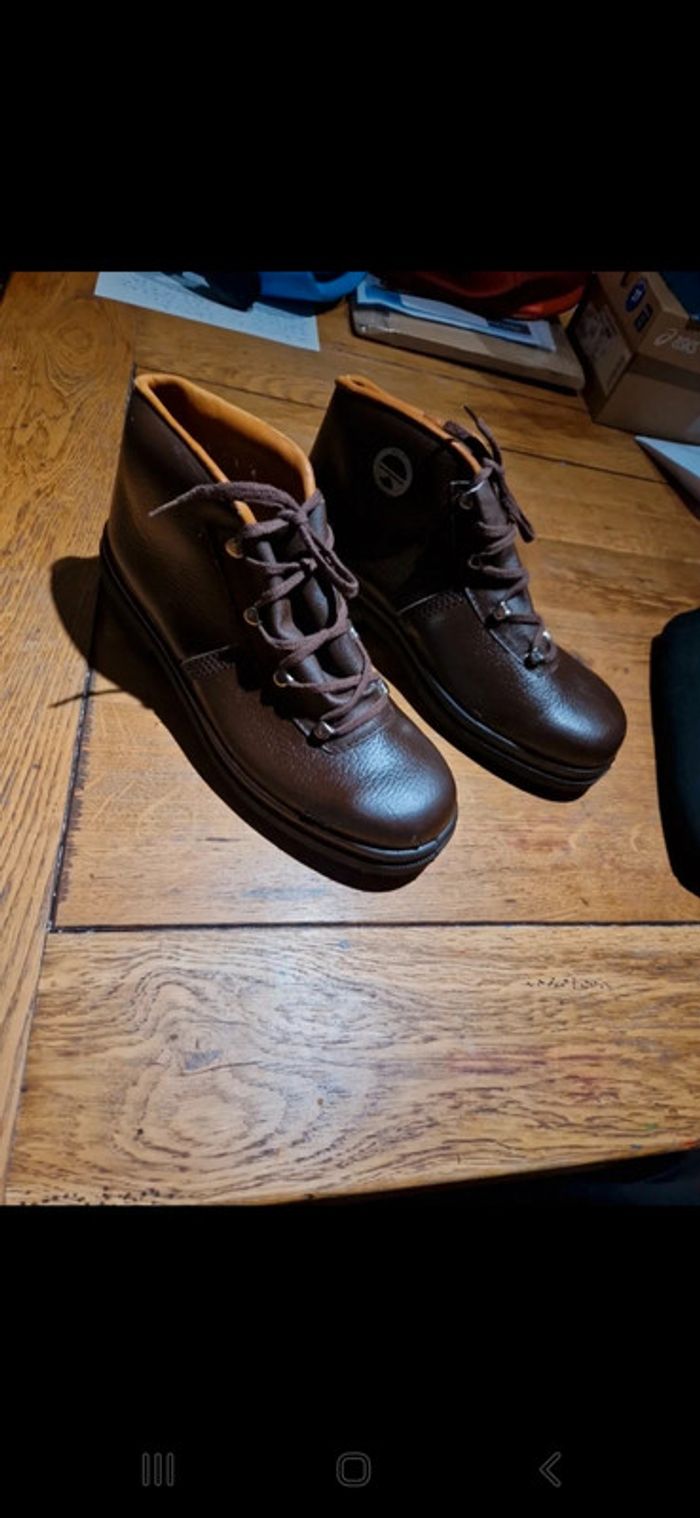 Chaussure sécurité - photo numéro 2