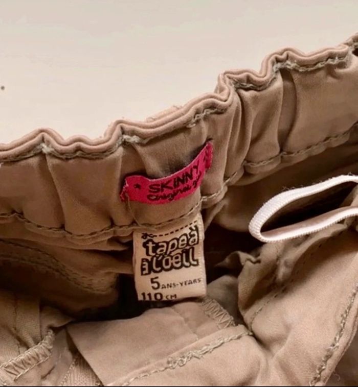 Lot 4 pantalon & 1 robe pull taille 5 ans - photo numéro 8