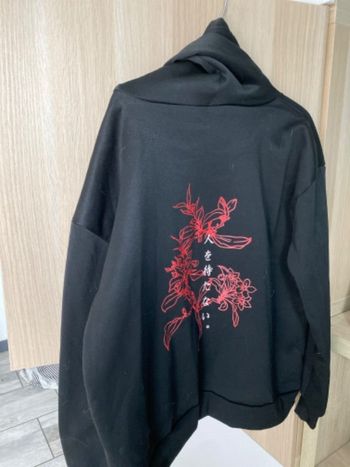 Sweat motif japonais