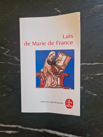 Livre Lais de Marie de france
