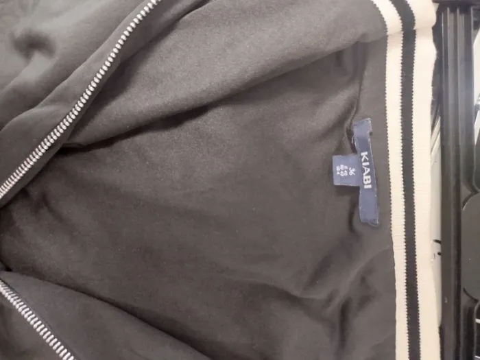 Lot de 6 jupes femme taille S – cuir, maille, tulle, zippées – Zara, Mango, Bershka - photo numéro 8